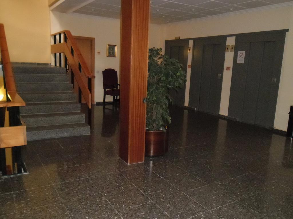 Hotel Escuela Мадрид Екстер'єр фото