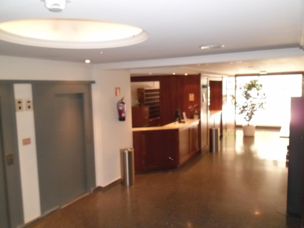 Hotel Escuela Мадрид Екстер'єр фото