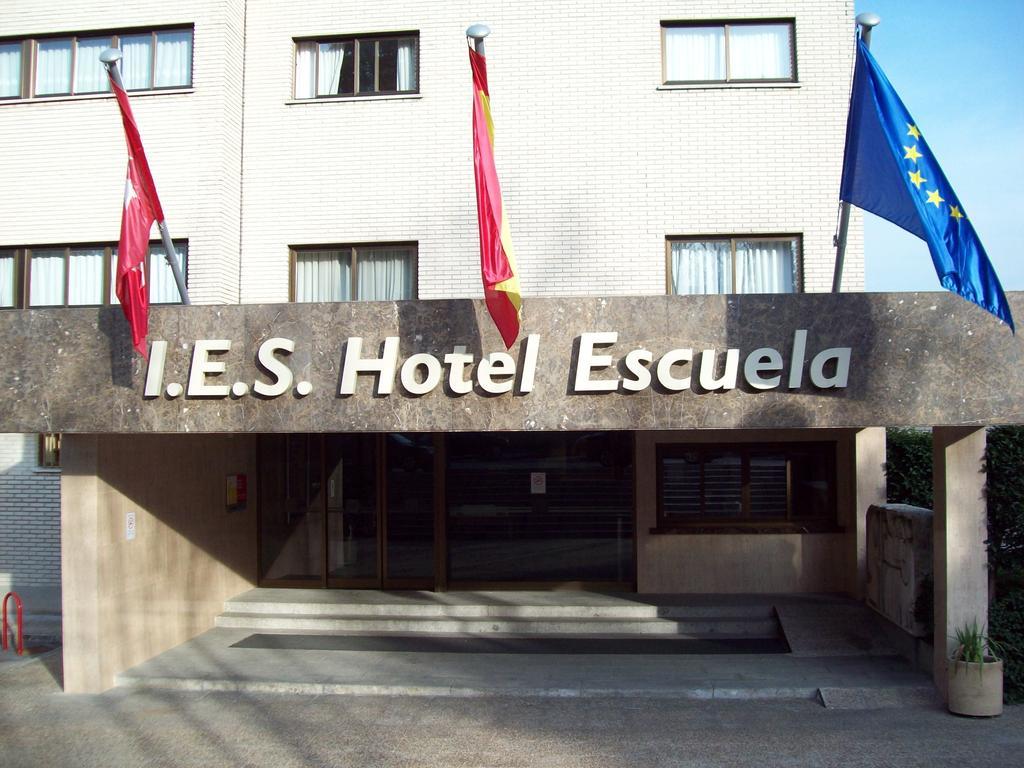 Hotel Escuela Мадрид Екстер'єр фото