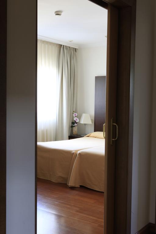 Hotel Escuela Мадрид Номер фото